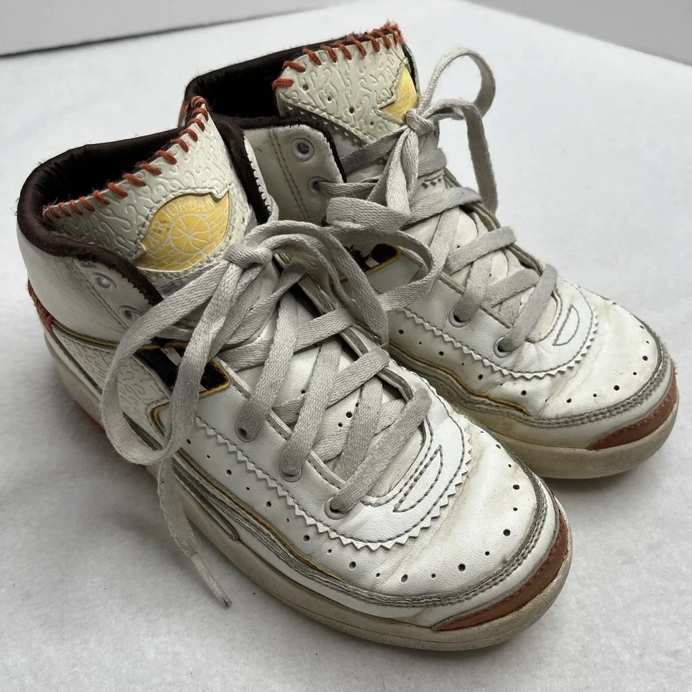 Jordan 2 Retro SP Maison Chateau Rouge Boys 13.5‎ DO5274-180